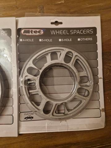 Mtec wheel spacers 10mm
Complete set van 4 stuks
Universeel
 beschikbaar voor biedingen