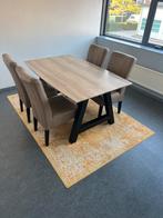 Eetkamertafel + 4 stoelen + vloerkleed, Gebruikt, Jeroenderee@gmail.com, Simon Lindhoutstraat 1 Tholen, Ophalen of Verzenden