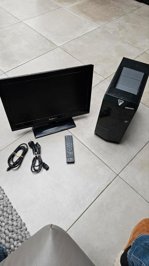 Medion pc met 55cm monitor/ tv AMD A10 6700 3.7 GHz, Computers en Software, Desktop Pc's, Zo goed als nieuw, Met monitor, Ophalen