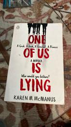 One Of Us Is Lying, Ophalen of Verzenden, Zo goed als nieuw