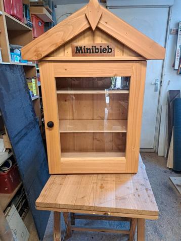 Minibieb beschikbaar voor biedingen