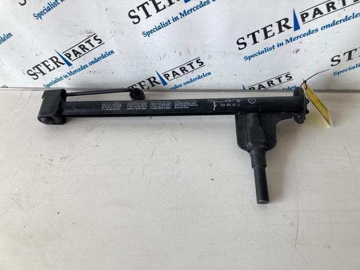 Krik van een Mercedes S-Klasse, Auto-onderdelen, Overige Auto-onderdelen, Mercedes-Benz, Gebruikt, 3 maanden garantie, Ophalen of Verzenden