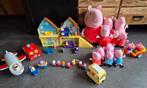 Peppa Pig verzameling oa huis + poppetjes + voertuigen, Kinderen en Baby's, Speelgoed | Poppenhuizen, Ophalen of Verzenden, Zo goed als nieuw