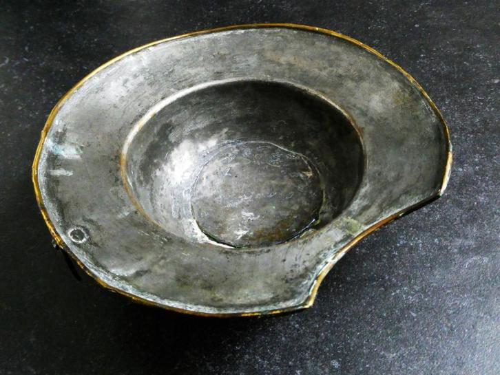 Messing scheerbekken aderlatenbekken vertind scheerkom, Antiek en Kunst, Antiek | Koper en Brons, Ophalen of Verzenden