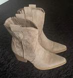 Laarsjes, boots beige, Bohemian-Ibiza Style, maat 40, nieuw, Beige, Lage of Enkellaarzen, Nieuw, Ophalen of Verzenden