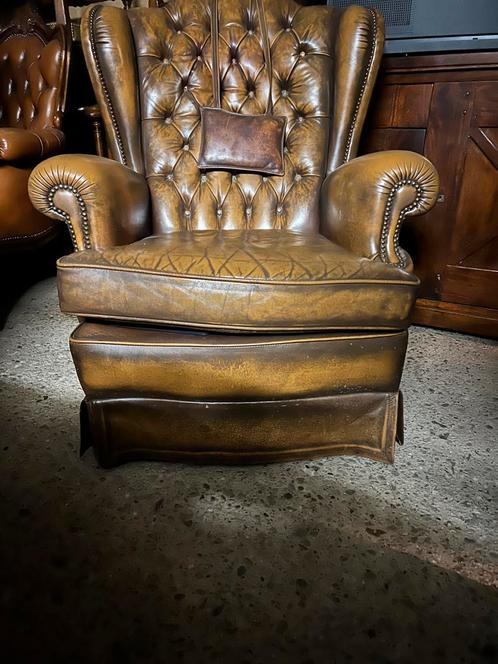 Chesterfield leder fauteuil, Huis en Inrichting, Fauteuils, Zo goed als nieuw, Stof, 75 tot 100 cm, Ophalen of Verzenden