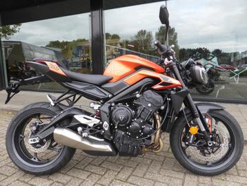 Triumph STREET TRIPLE 765 R (bj 2024) beschikbaar voor biedingen
