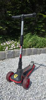 Scuderia Ferrari driewieler step te koop, Ophalen, Zo goed als nieuw, Gewone step, Ferraa