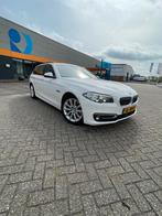 BMW 5-Serie 3.0 530D Touring AUT 2014 Alpin weiss, Auto's, BMW, Te koop, Geïmporteerd, 5 stoelen, 205 €/maand