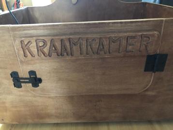 Werpkist met warmtelamp beschikbaar voor biedingen