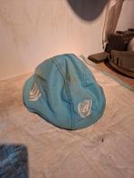 Helm overtrek UN Medium, Verzamelen, Ophalen of Verzenden, Landmacht, Nederland, Helm of Baret
