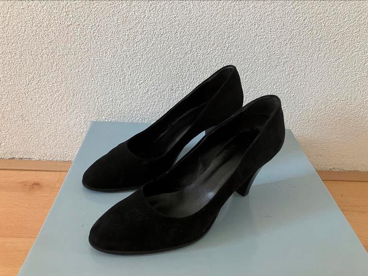 Zwarte pumps van Vera Gomma maat 40, Kleding | Dames, Schoenen, Zo goed als nieuw, Zwart, Ophalen