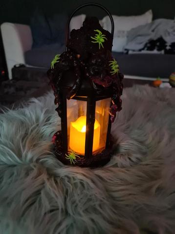 Halloween Lantaarn met Spinnen beschikbaar voor biedingen