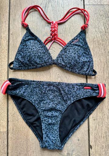Protest bikini 164 nieuwstaat beschikbaar voor biedingen