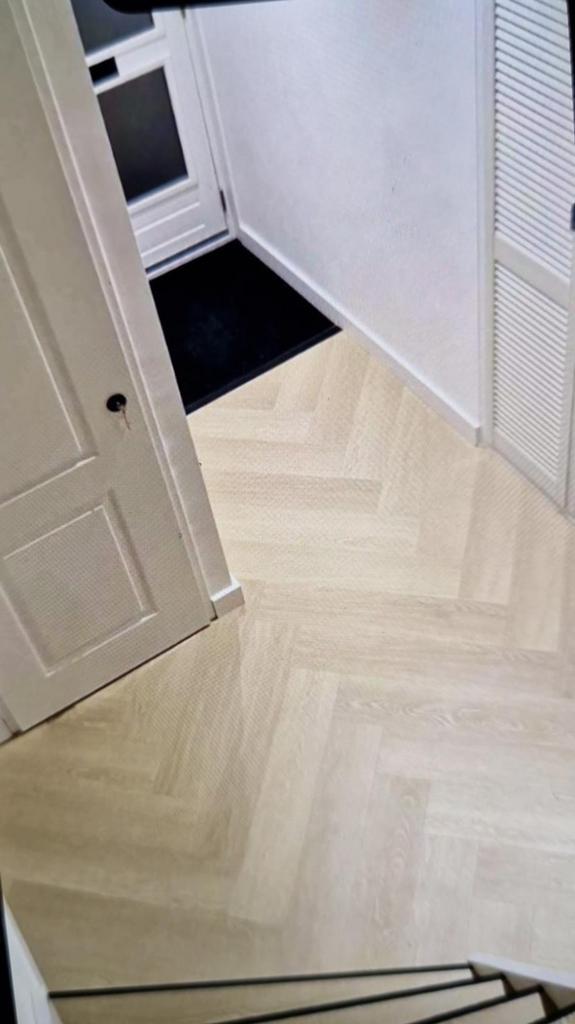 LUXE PVC VISGRAAT CLICK VLOEREN ‼️‼️‼️, Huis en Inrichting, Stoffering | Vloerbedekking, Nieuw, Vinyl, Beige, 10 tot 25 m², Ophalen of Verzenden