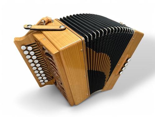 Weltmeister 2 rijer hout A-D stemming + garantie, Muziek en Instrumenten, Accordeons, Zo goed als nieuw, Weltmeister, Met koffer