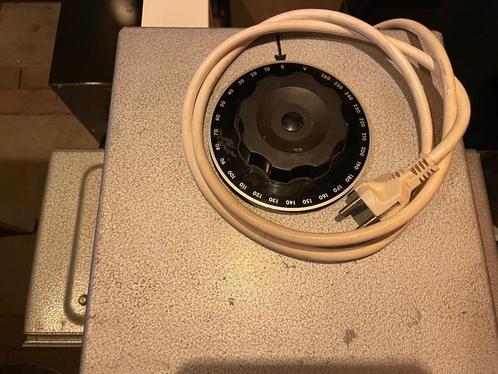 Te koop keurige Dss gestuurde Gu81 middengolfzender, Telecommunicatie, Zenders en Ontvangers, Zo goed als nieuw, Zender en Ontvanger