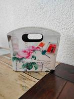 Leuke mand voor cadeaus of geschenken hxbxd 16x16x8,5 cm, Ophalen of Verzenden, Nieuw
