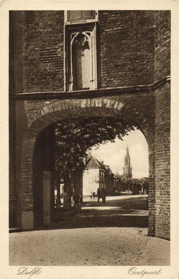 Delft - Oostpoort - volk - ongelopen beschikbaar voor biedingen
