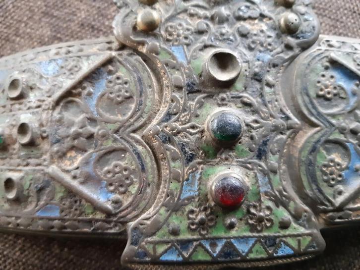 Antieke gesp uit de Balkan. Pafti volk. Rond 1700 nC, Sieraden, Tassen en Uiterlijk, Antieke sieraden, Overige materialen, Ophalen of Verzenden
