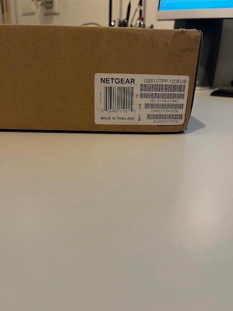 Nieuwe Professionele NETGEAR Netwerkswitch GS510TPP, Computers en Software, Netwerk switches, Nieuw, Ophalen of Verzenden