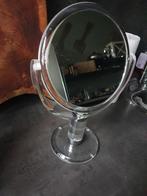 Leuke grote tafel makeup spiegel van acryl glas in mooie sta, Sieraden, Tassen en Uiterlijk, Uiterlijk | Cosmetica en Make-up