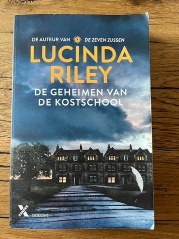 Lucinda Riley - De geheimen van de kostschool beschikbaar voor biedingen