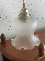 Vintage mat glas, mooie design, frans Lampenkap, Ophalen, Wit, Zo goed als nieuw, Overige vormen