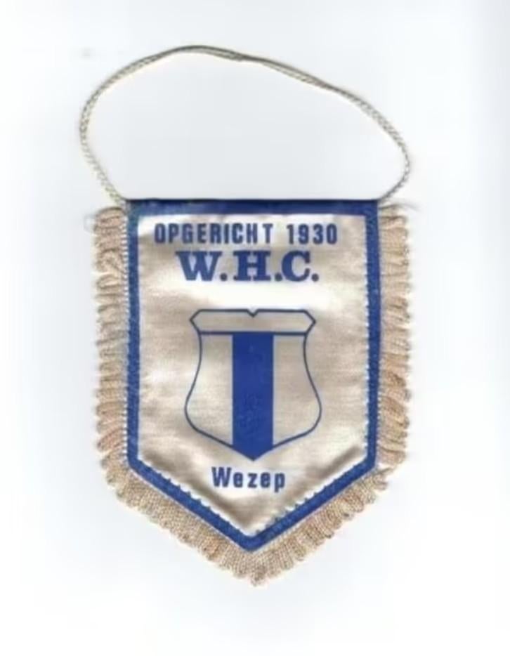 Wezep WHC 1930 Voetbal Vaan Jaren 70., Verzamelen, Ophalen of Verzenden, Zo goed als nieuw
