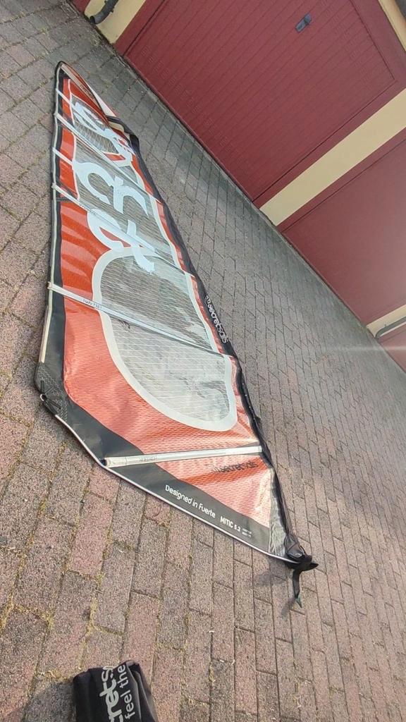 Zeil Secret Sail Mitic 5.2 m² . In uitstekende staat, Watersport en Boten, Windsurfen, Gebruikt, Zeil, Ophalen