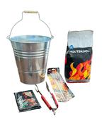 Barbeque met spies tang houtskool aanmaakblokjes, Tuin en Terras, Houtskoolbarbecues, Ophalen of Verzenden, Zo goed als nieuw