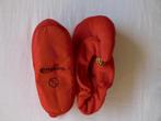 1 paar nieuwe rode Efteling pantoffels - sloffen (mt 36-38), Ophalen of Verzenden, Nieuw, Kleding