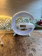 Wake-up light wekker radio met telefoonoplader, Huis en Inrichting, Ophalen, Nieuw, Kunststof