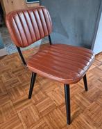 6 Bruine Lederlook Eetkamerstoelen - Zwart Frame, Ophalen, Gebruikt, Bruin, Hout