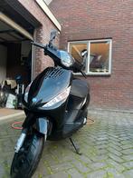 Piaggo zip 4t, Fietsen en Brommers, Scooters | Piaggio, Ophalen, Zo goed als nieuw, Zip