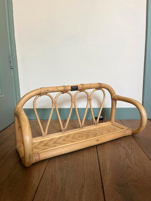 Rotan wandrek / boekenrek – Bohemian stijl – 55x26x24 cm, Kinderen en Baby's, Kinderkamer | Inrichting en Decoratie, Wanddecoratie