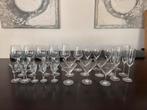 Complete Glazenset - Wijnglazen, Champagne, Cocktail & Meer, Antiek en Kunst, Antiek | Glas en Kristal, Ophalen of Verzenden