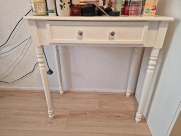 Witte houten console tafel met lade beschikbaar voor biedingen