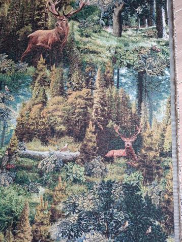 Wandkleed van Meubelstof - Bos met Herten beschikbaar voor biedingen