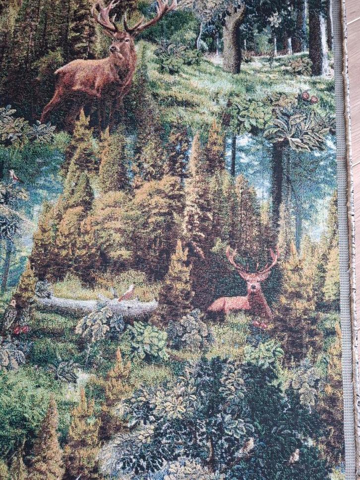 Wandkleed van Meubelstof - Bos met Herten, Huis en Inrichting, Stoffering | Tapijten en Kleden, Zo goed als nieuw, 100 tot 150 cm
