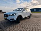 MG ZS EV Luxury 45 kWh | Navi | Leder | Panoramadak | Camera, Zwart, ZS, 1507 kg, Wit