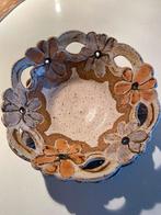 Vintage Keramiek Schaaltje en Schoteltje  met Bloemen, Antiek en Kunst, Ophalen of Verzenden