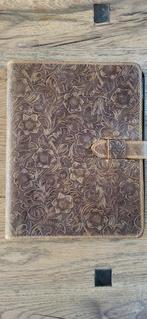 Leren iPad Air 11" Bookcase met Bloemen, Ophalen of Verzenden, Gebruikt