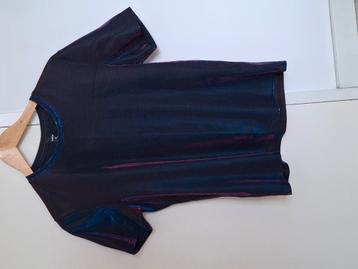 Party T-Shirt - Amazing colours especially during a nightout beschikbaar voor biedingen