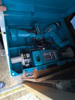 2x Makita boormachine compleet,met 2x accu:s  en oplader, Ophalen of Verzenden, Zo goed als nieuw