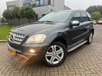 Mercedes-Benz M-Klasse 3.0 CDI Ml300 4MATIC AUT 2010 Leer, Auto's, Automaat, Navigatiesysteem, Zwart, 2987 cc