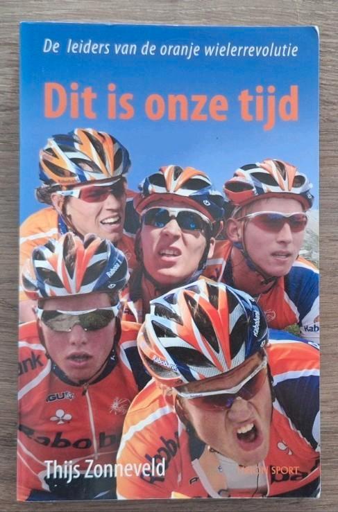 Thijs Zonneveld - Dit is onze tijd (wielrennen), Boeken, Sportboeken, Gelezen, Ophalen of Verzenden