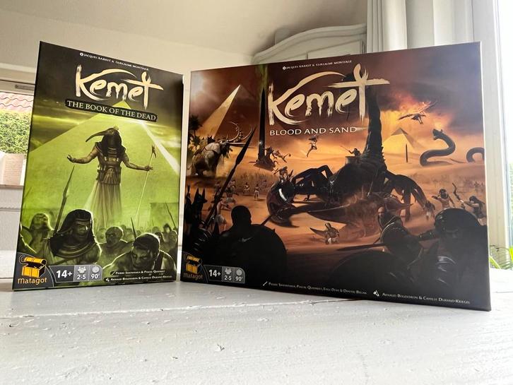 Kemet Blood and Sand + Book of the Dead + Obelisken, Hobby en Vrije tijd, Gezelschapsspellen | Bordspellen, Zo goed als nieuw