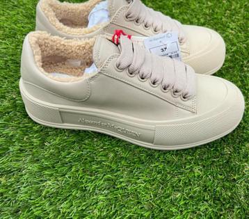 Alexander MCQueen Sneakers Winter Origineel Bijenkorf 37 beschikbaar voor biedingen