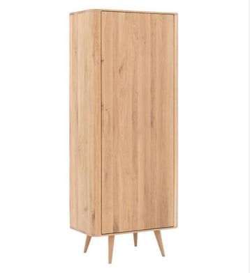 Set van twee massief eiken opbergkasten beschikbaar voor biedingen